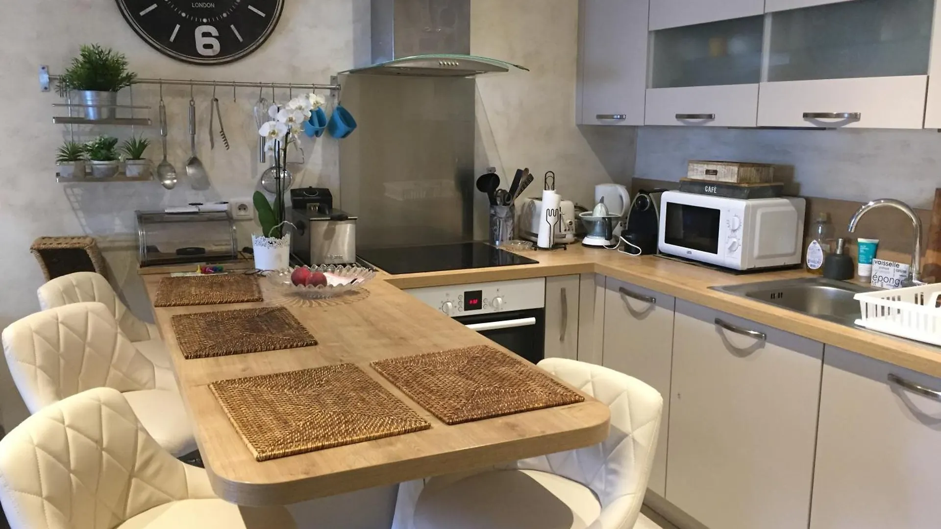 Les Jardins De Semerianis Apartment Nice Homestay
